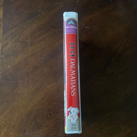 Walt Disney's Masterpiece Collection 101 Dalmatians VHS 1999 Edition - Picture 2 of 7